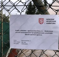 Nový povrch v Čakovicích